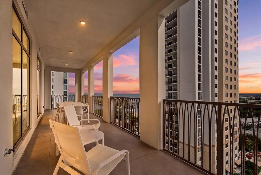 126 4th Avenue Ne #1202, Saint Petersburg, FL 33701 - #2