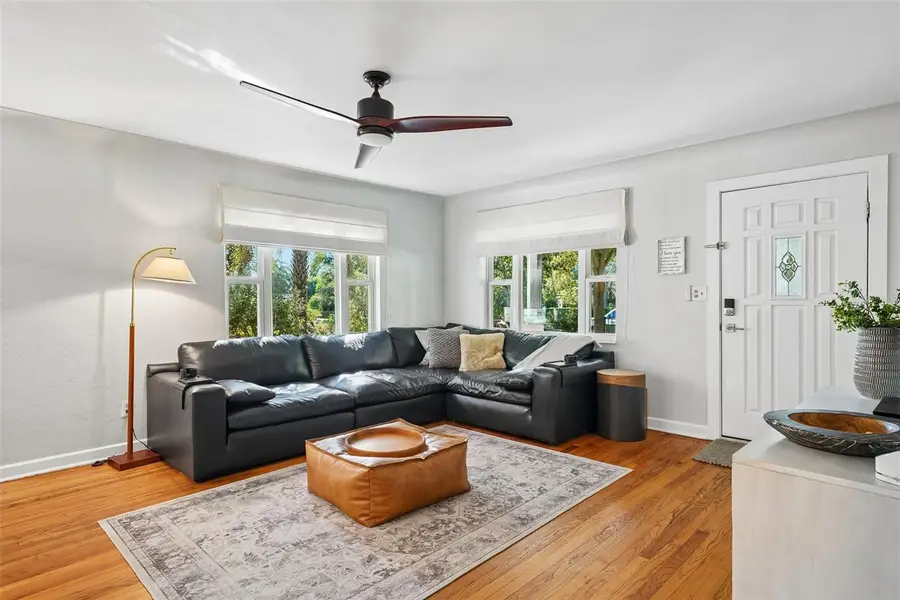 185 24th Avenue N, Saint Petersburg, FL 33704 - #3