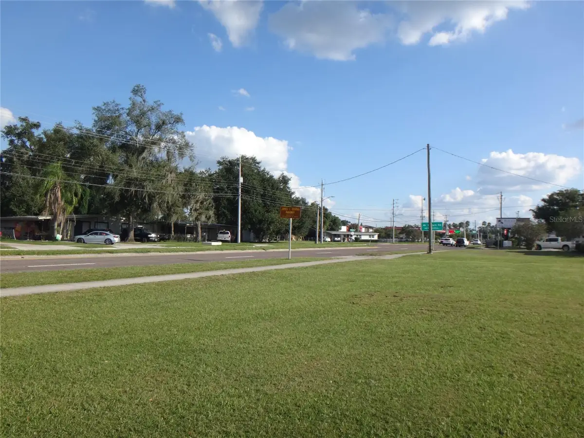 1603 James L Redman Parkway, Plant City, FL 33563 - #1