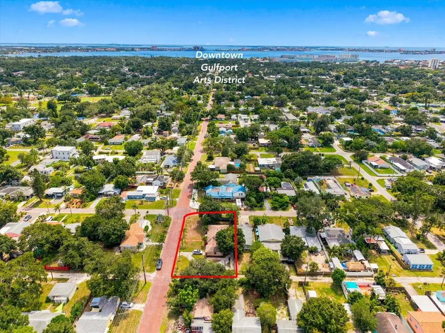 1525 56th Street S, Gulfport, FL 33707 - #2