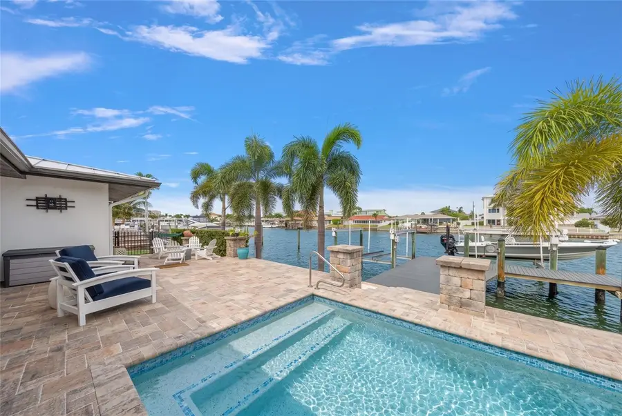 430 Palm Island Se, Clearwater Beach, FL 33767 - #2