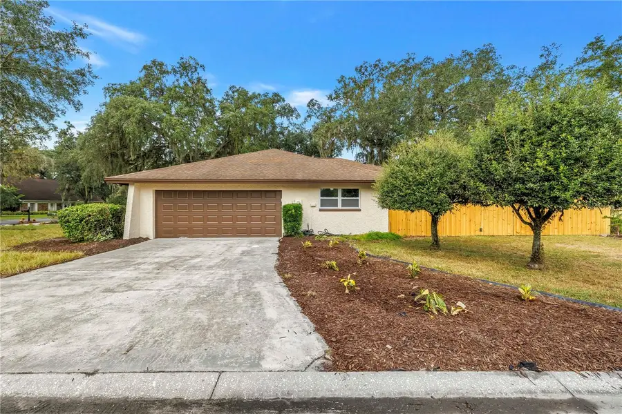 1116 N Riverhills Drive, Temple Terrace, FL 33617 - #3