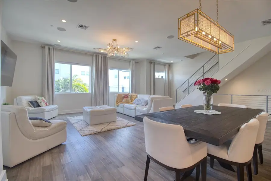 3100 W Paul Avenue #2, Tampa, FL 33611 - #2