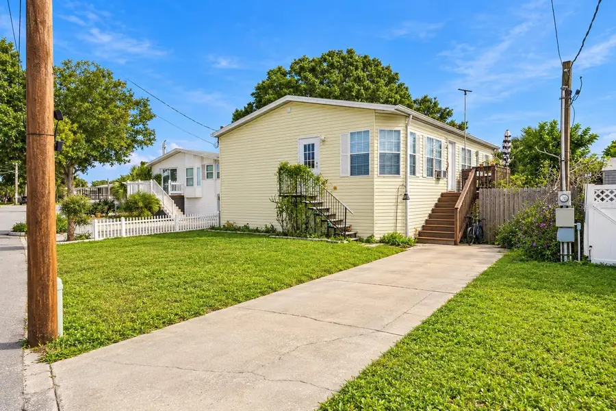 804 River View Lane, Tarpon Springs, FL 34689 - #2