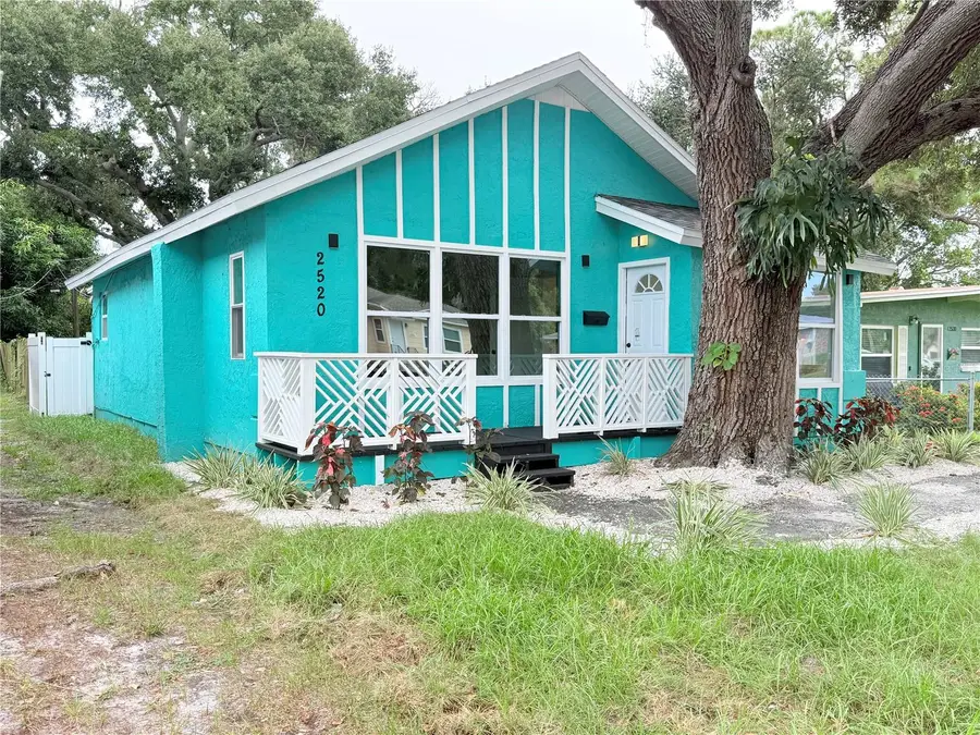 2520 10th Street S, Saint Petersburg, FL 33705 - #2