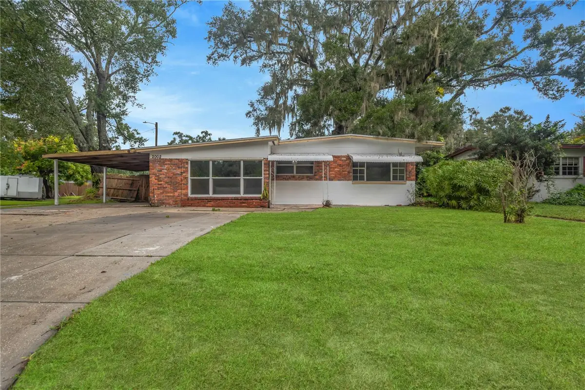 2002 E Crenshaw Street, Tampa, FL 33610 - #1