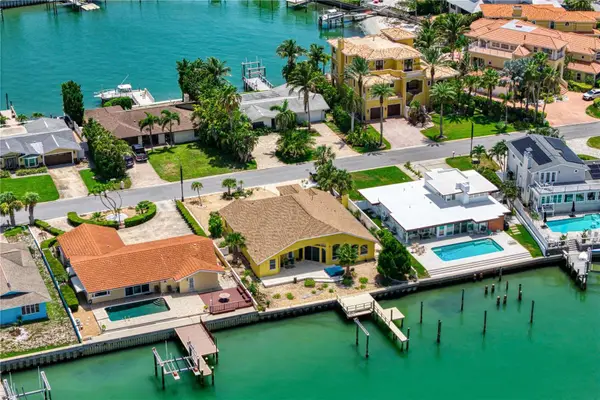 115 Aleta Drive, BELLEAIR BEACH, FL 33786