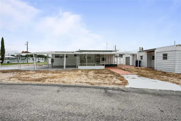37234 Carol Ave, ZEPHYRHILLS, FL 33542
