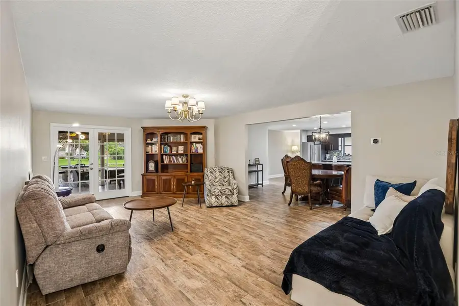 1175 San Carlos Avenue Ne, Saint Petersburg, FL 33702 - #3