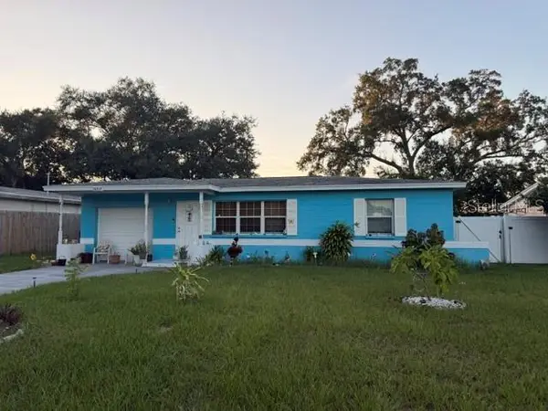 10357 Kumquat Lane, SEMINOLE, FL 33772