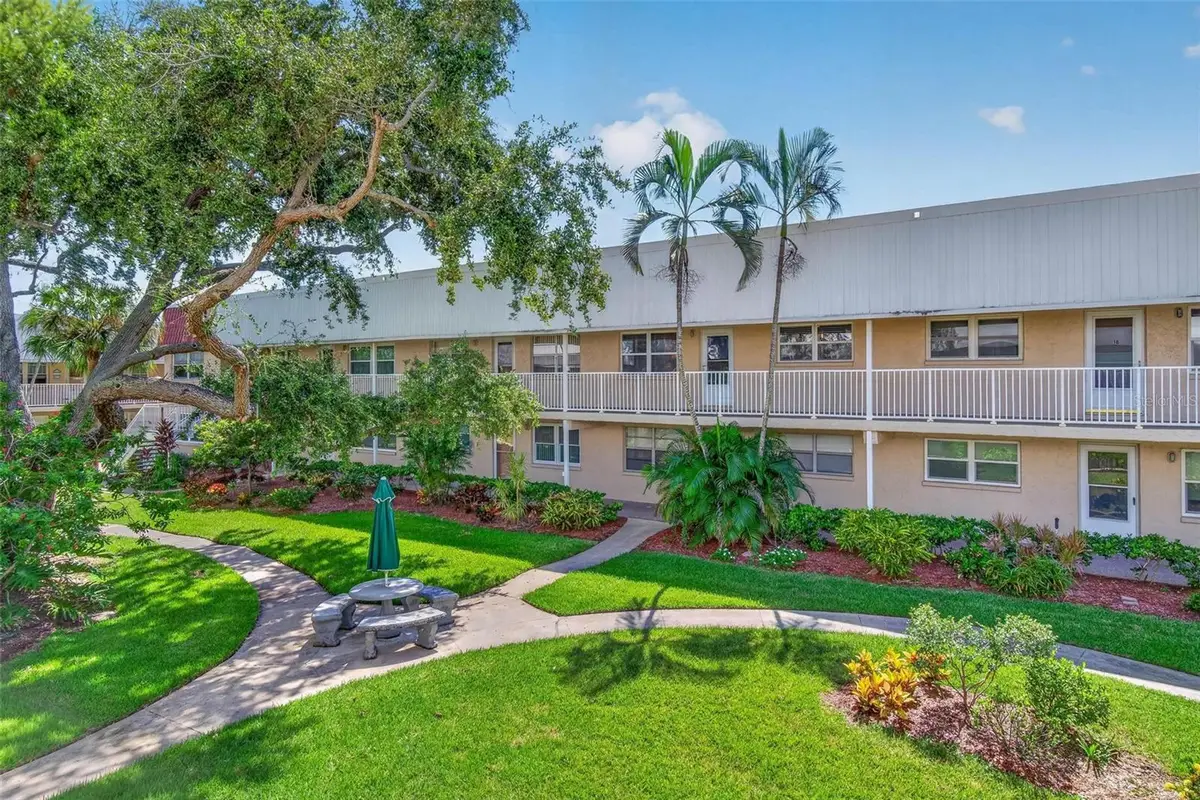 10035 63rd Avenue N #17, Saint Petersburg, FL 33708 - #1