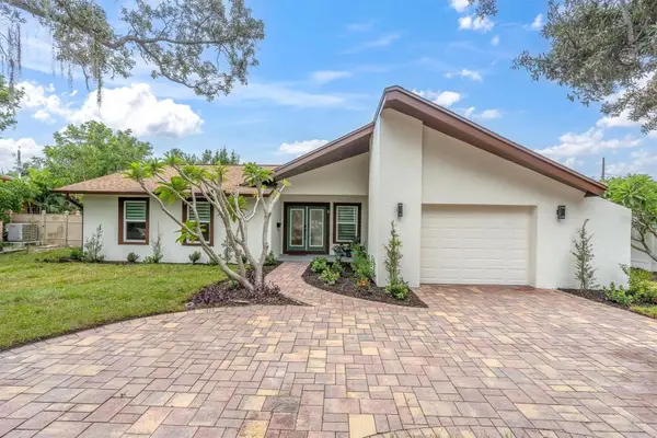2010 Pinellas Point Drive S, ST PETERSBURG, FL 33712