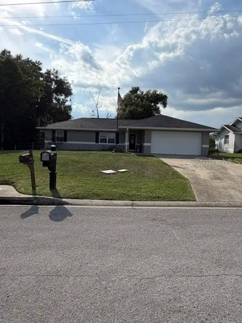 10860 SE 43rd Avenue, BELLEVIEW, FL 34420