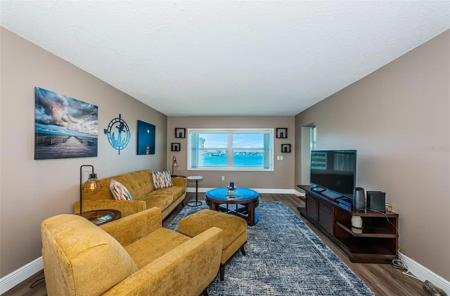4575 Cove Circle #1003, Saint Petersburg, FL 33708 - #3