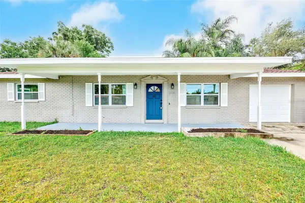 214 45th Avenue Ne, ST PETERSBURG, FL 33703