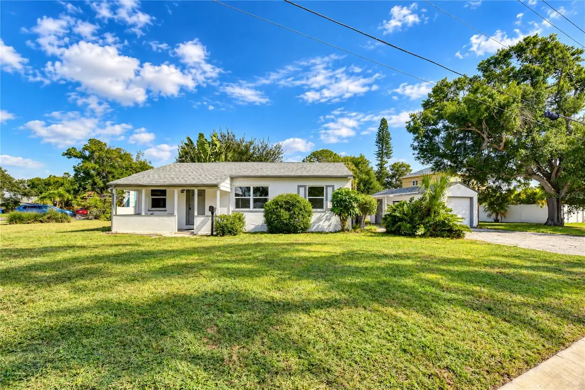 4117 Bay Street Ne, Saint Petersburg, FL 33703 - #1