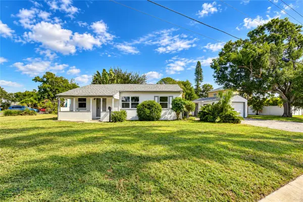4117 Bay Street Ne, ST PETERSBURG, FL 33703