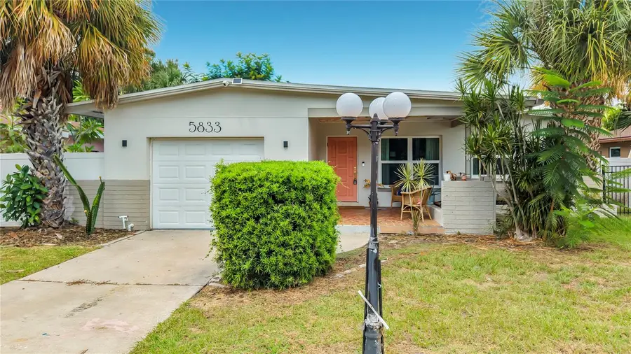 5833 Dartmouth Avenue N, Saint Petersburg, FL 33710 - #3