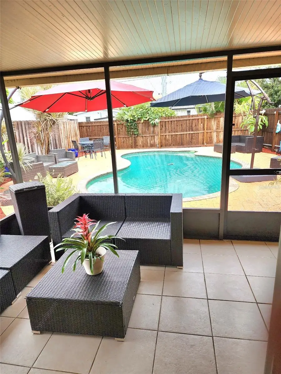 1345 39th Street N, Saint Petersburg, FL 33713 - #2