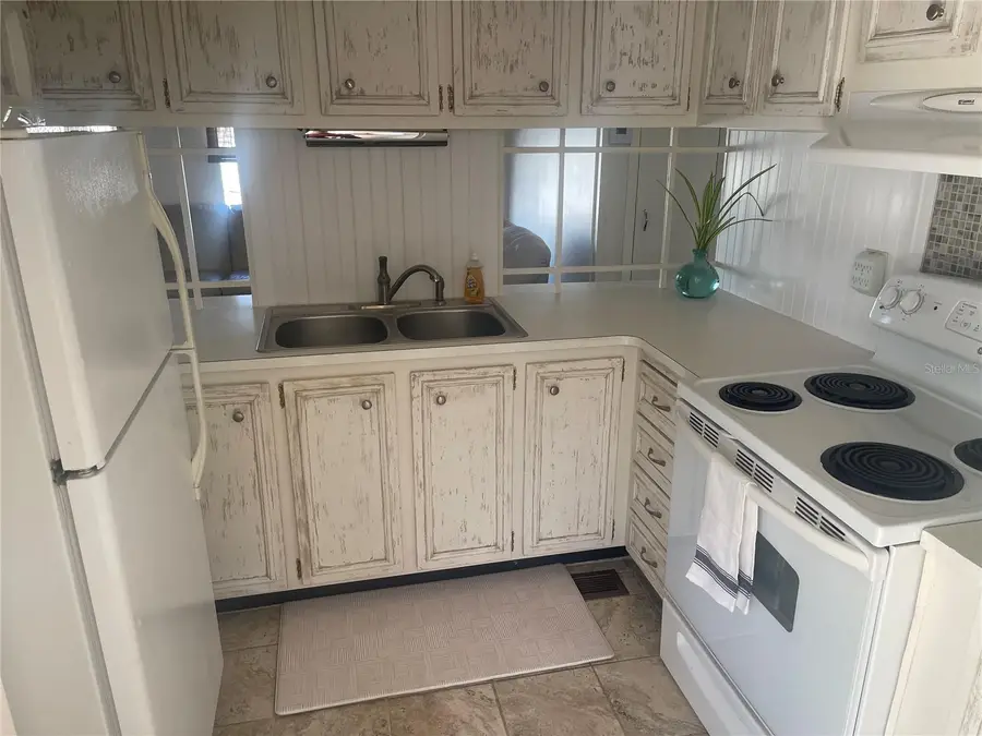 4851 W Gandy Boulevard #B9L31, Tampa, FL 33611 - #3