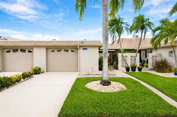 427 Boca Ciega Point Boulevard N, ST PETERSBURG, FL 33708