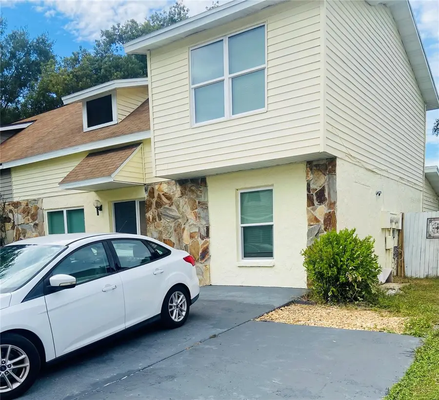 721 Gasparino Court, Seffner, FL 33584 - #3