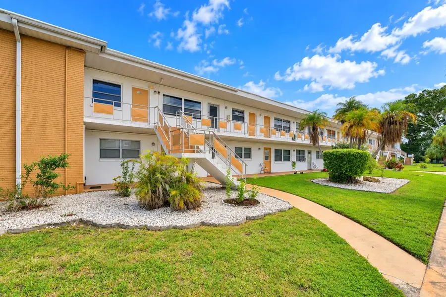 5940 21st Street N #11, Saint Petersburg, FL 33714 - #2