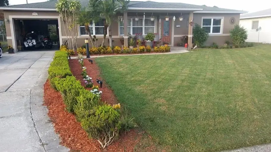 3901 Yardley Avenue N, Saint Petersburg, FL 33713 - #2