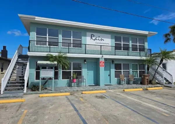111 145th Avenue E #4, MADEIRA BEACH, FL 33708