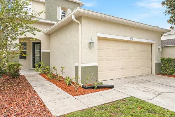 9237 C Wellstone Drive, LAND O LAKES, FL 34638