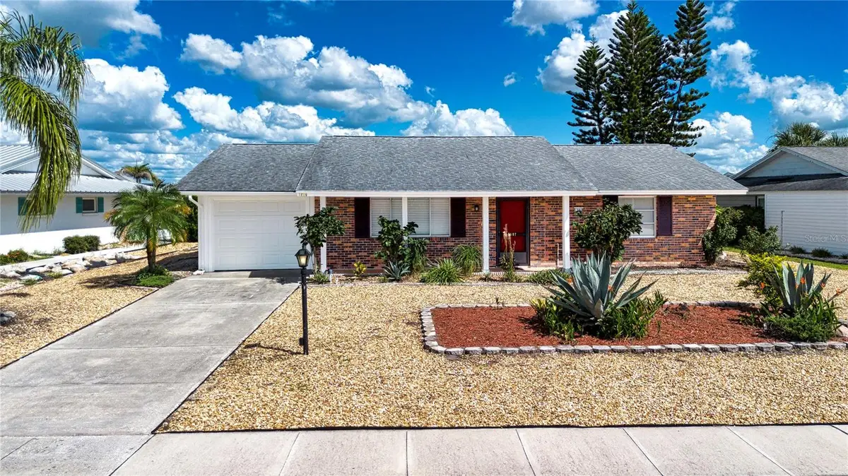 1507 N Lake Drive, Sun City Center, FL 33573 - #1