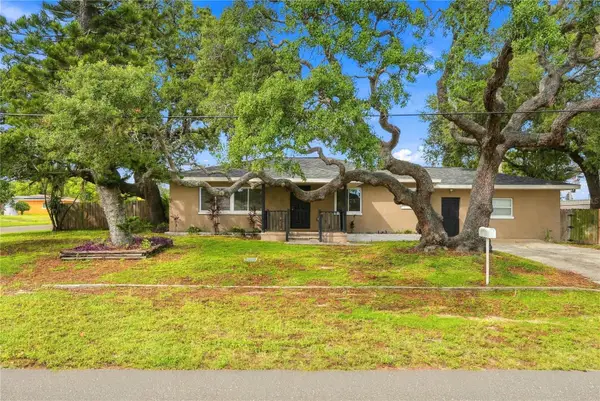 10719 Cherokee Drive, ST PETERSBURG, FL 33708