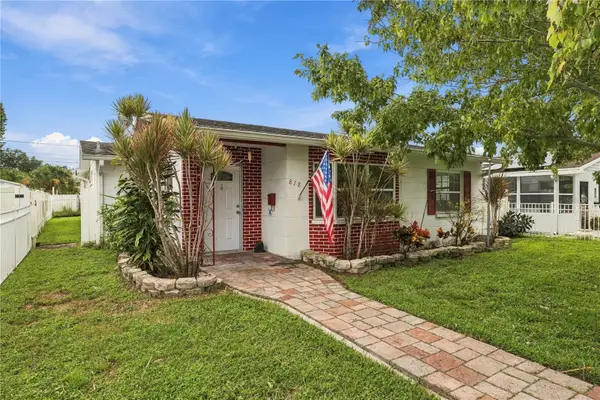 818 90th Avenue N, ST PETERSBURG, FL 33702