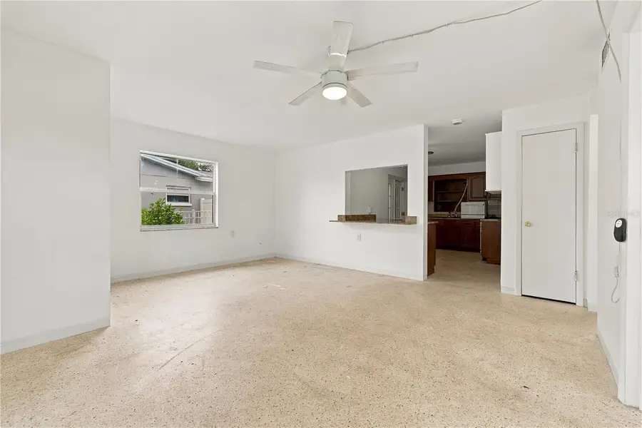 818 90th Avenue N, Saint Petersburg, FL 33702 - #2