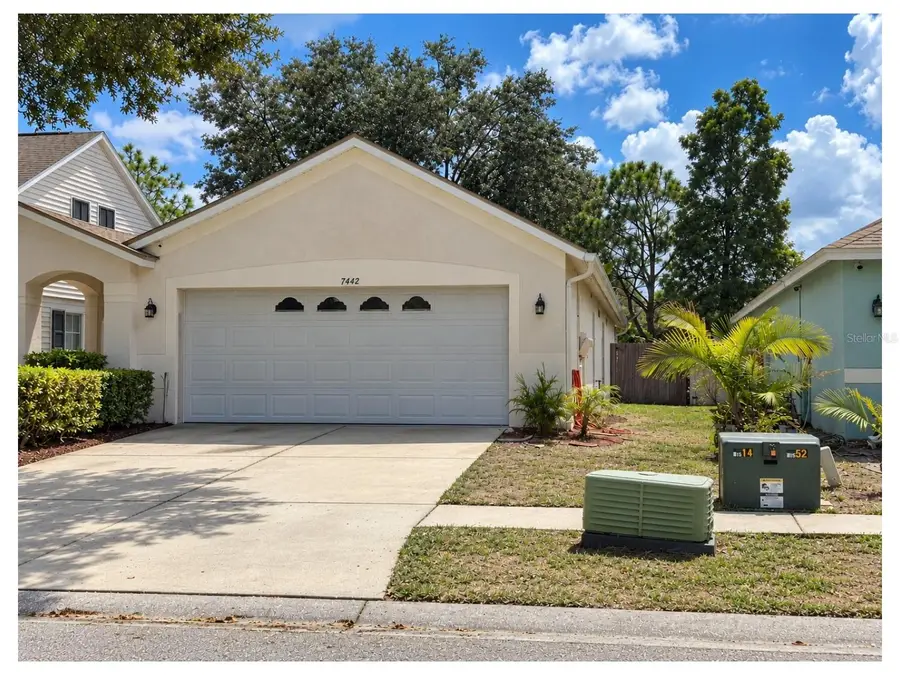 7442 Oxford Garden Cir, Apollo Beach, FL 33572 - #3
