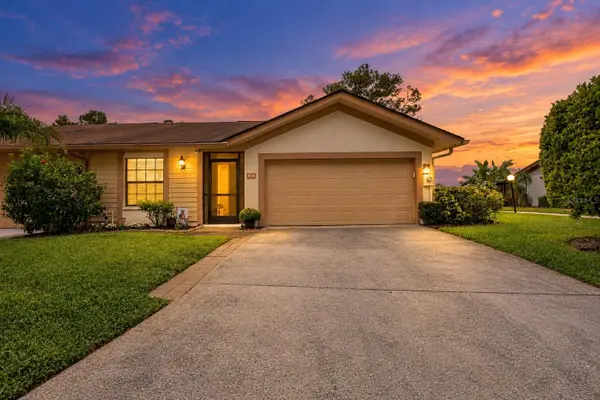 4008 Shoreside Circle, TAMPA, FL 33624