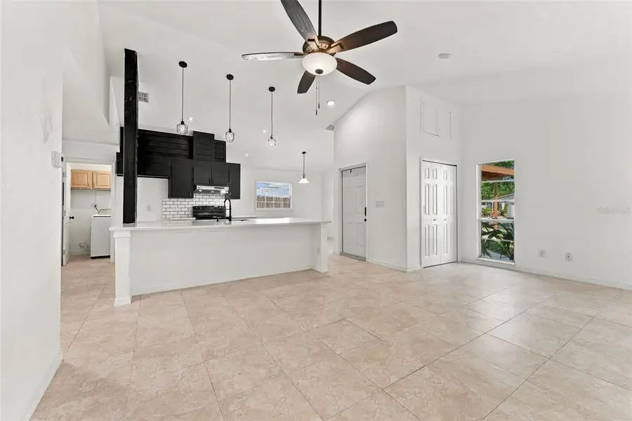 774 91st Avenue N, Saint Petersburg, FL 33702 - #3