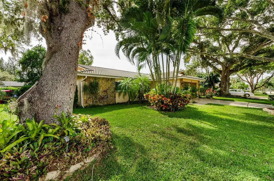 1529 E Dorchester Drive, Palm Harbor, FL 34684 - #3