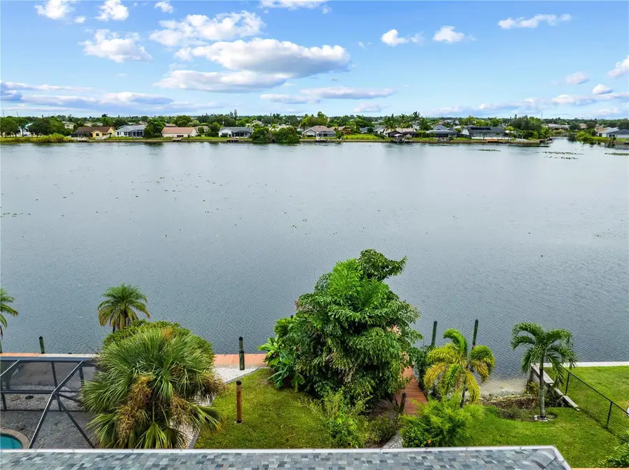 313 SE 6th Street, Cape Coral, FL 33990 - #3