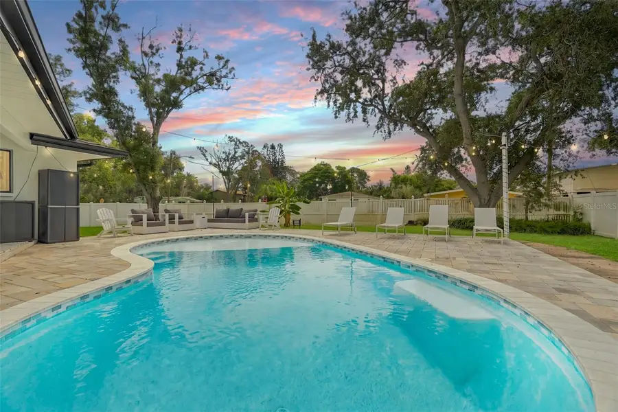 330 Patica Rd Ne, Saint Petersburg, FL 33702 - #2