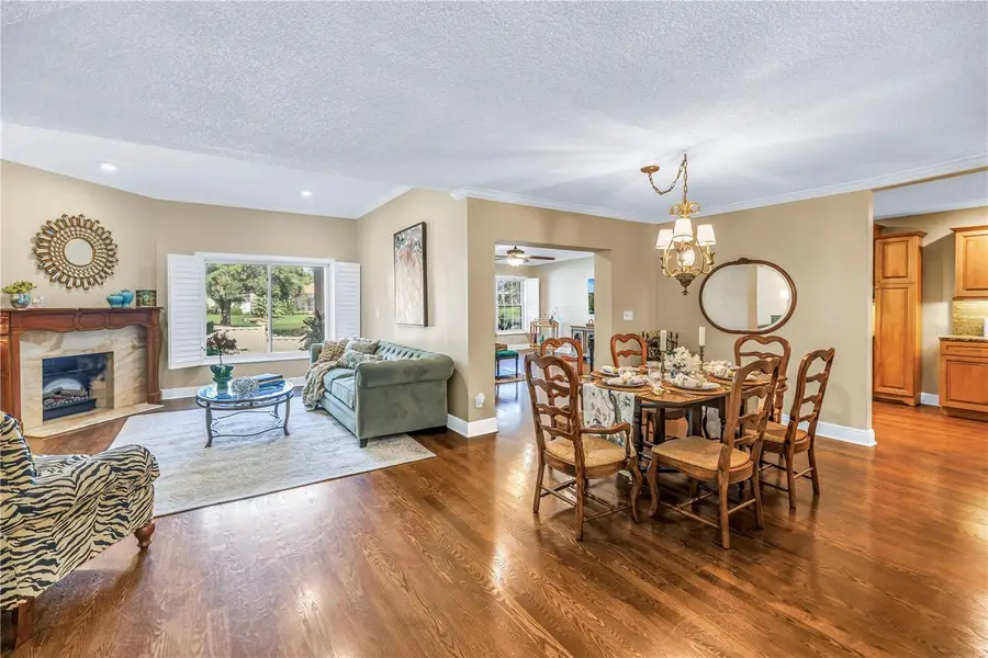 868 Glades Court Ne, Saint Petersburg, FL 33702 - #3
