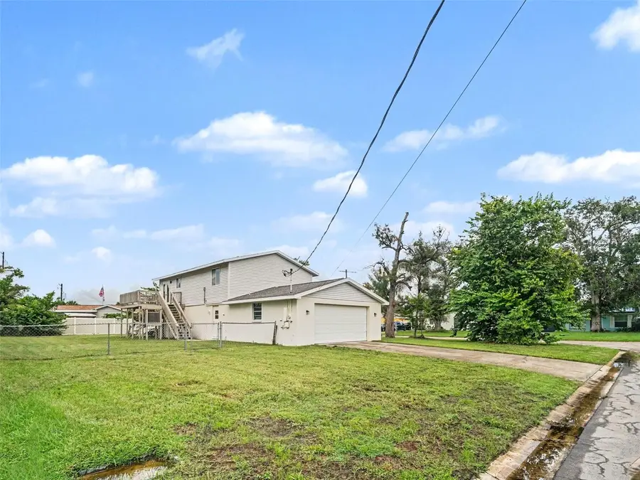 6306 Florida Cir E, Apollo Beach, FL 33572 - #3