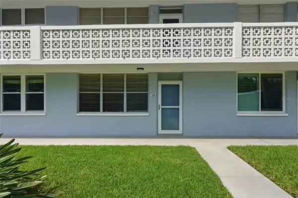4720 Locust Street Ne #120, ST PETERSBURG, FL 33703