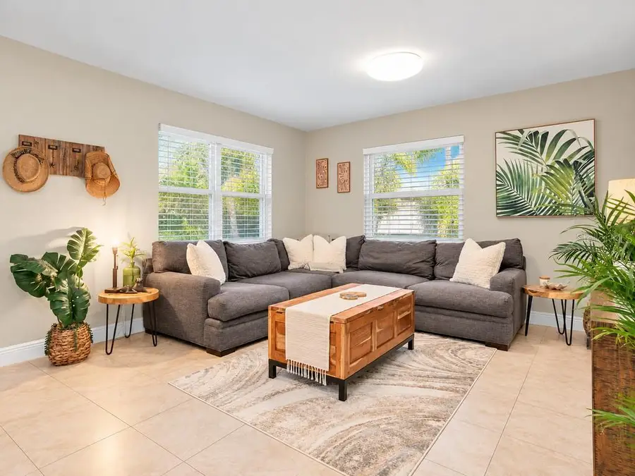 2429 Park Street N, Saint Petersburg, FL 33710 - #3