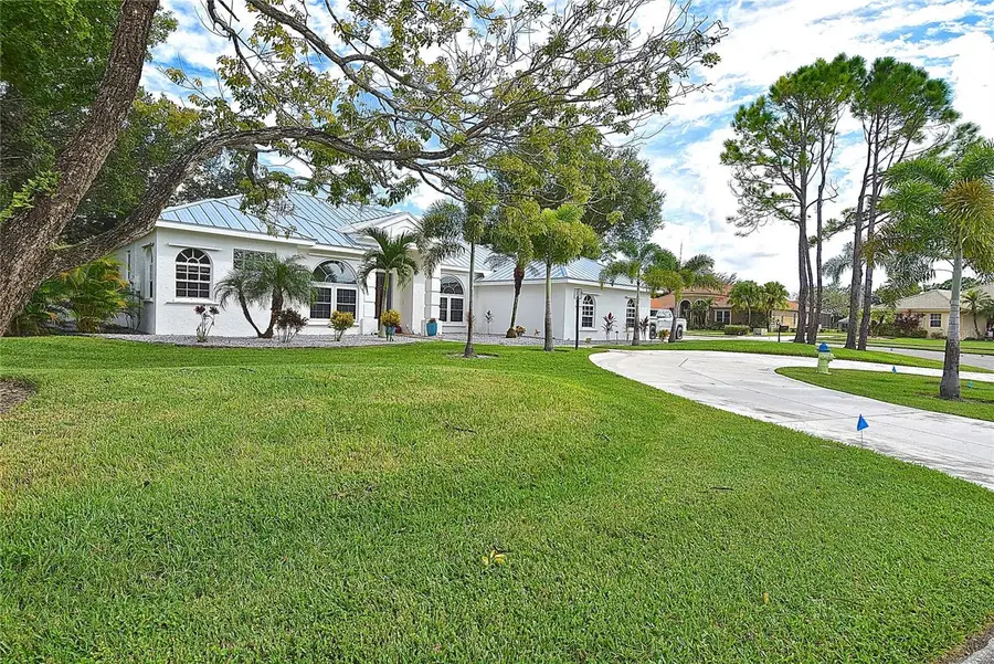 8309 Misty Lake Circle, Sarasota, FL 34241 - #3
