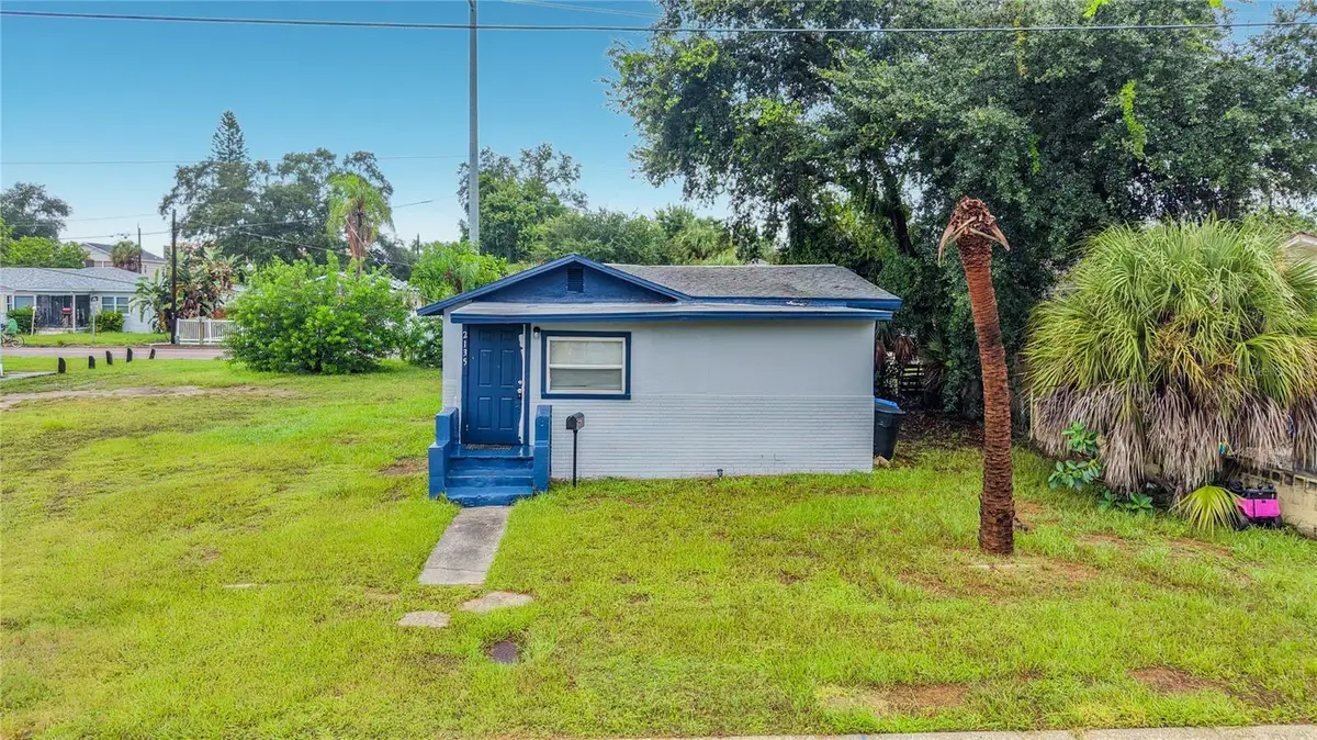2135 Oakley Avenue S, Saint Petersburg, FL 33712 - #1