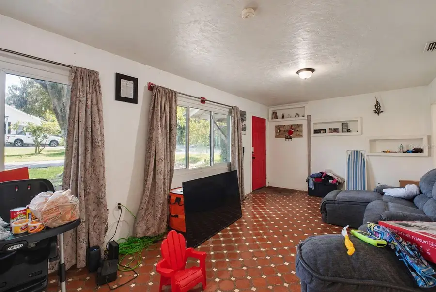 13901 9th Street, Dade City, FL 33525 - #2