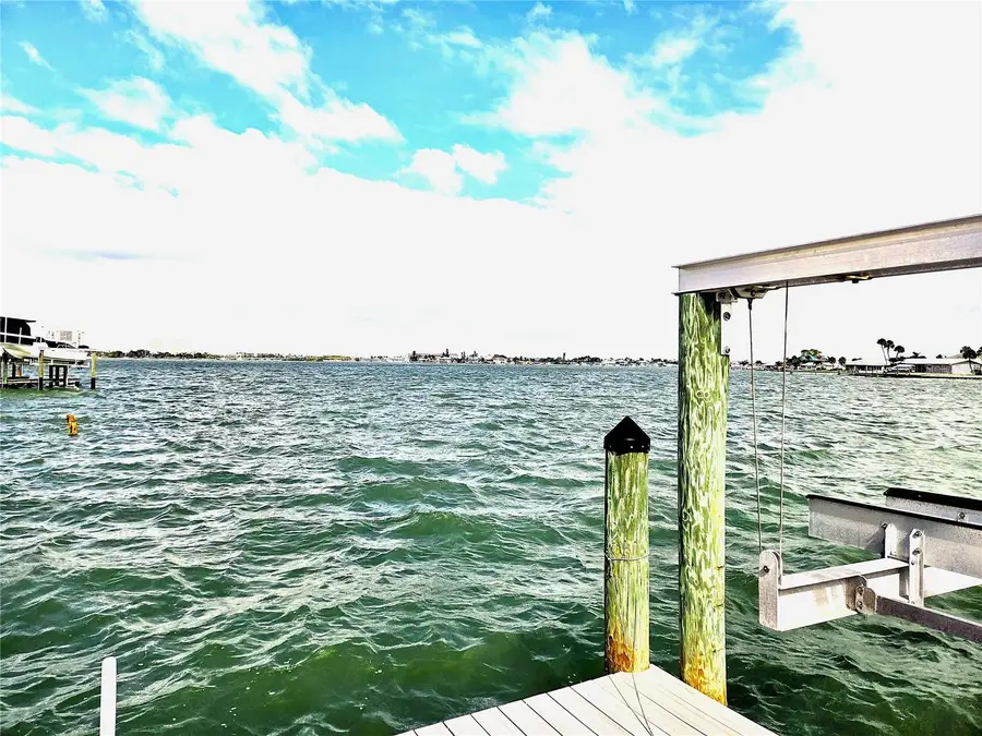 6825 Bay Street, Saint Pete Beach, FL 33706 - #3