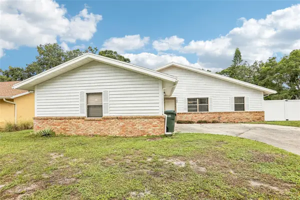 700 13th Court Sw, LARGO, FL 33770