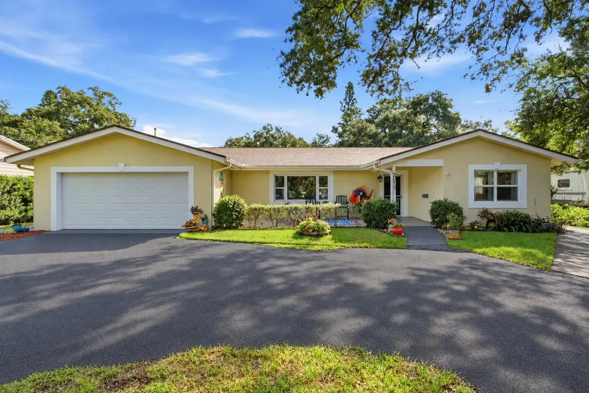 2015 Park Street N, Saint Petersburg, FL 33710 - #1